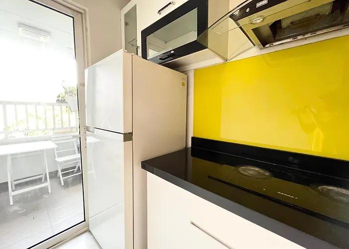 1 Bedroom Lexington
